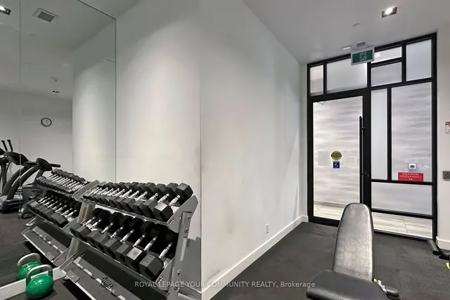 Additional image 33 of 1630 Queen St Unit 502