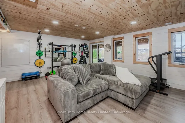 Additional image 25 of 87 Hollybrook Tr