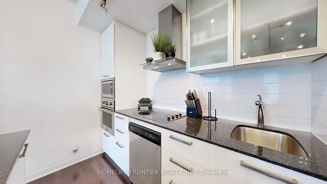 Additional image 7 of 14 York St Unit 3003