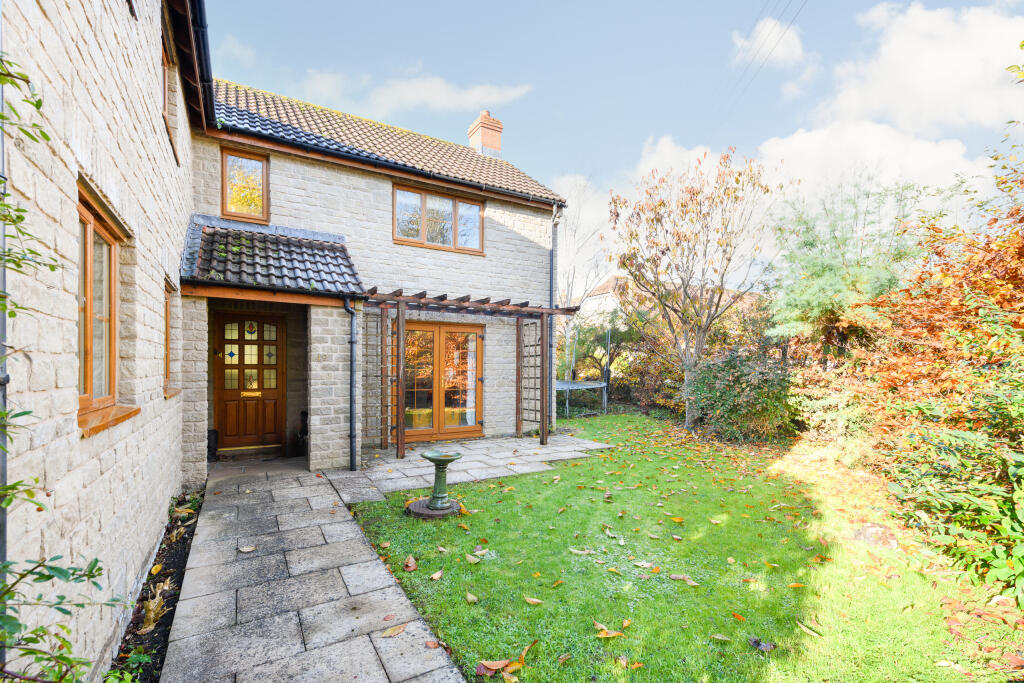 Additional image 18 of Overleigh, Street