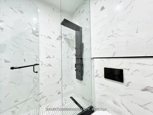 Additional image 33 of 43 Hanna Ave Unit 433