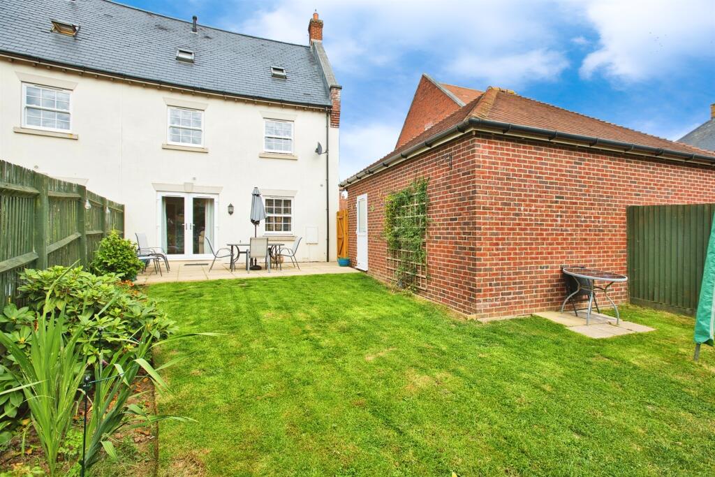 Additional image 16 of Newcross Crescent, Yeovil