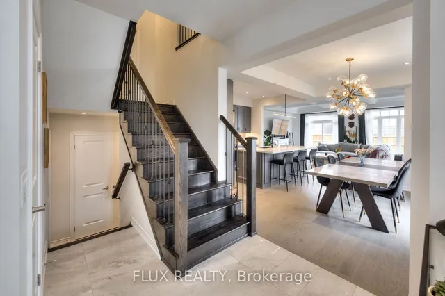 Additional image 5 of 2 Stonehill Ave