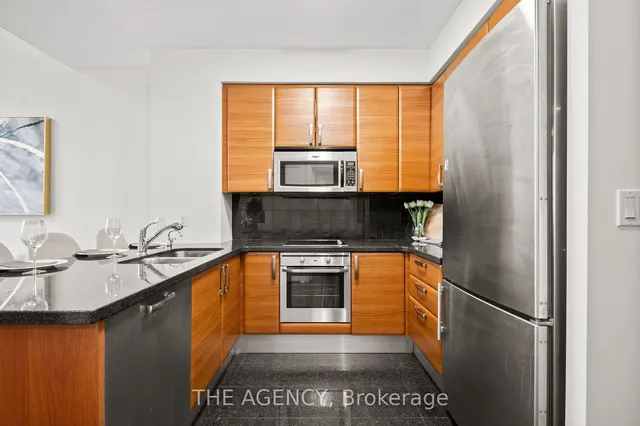 Additional image 8 of 1 Avondale Ave Unit LPH04