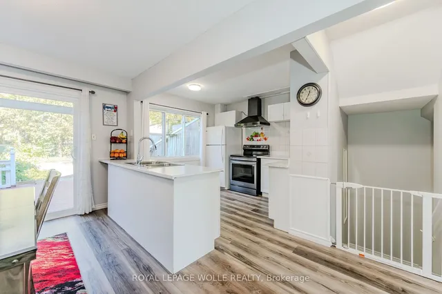 Additional image 10 of 92 CHARLES BEST Pl