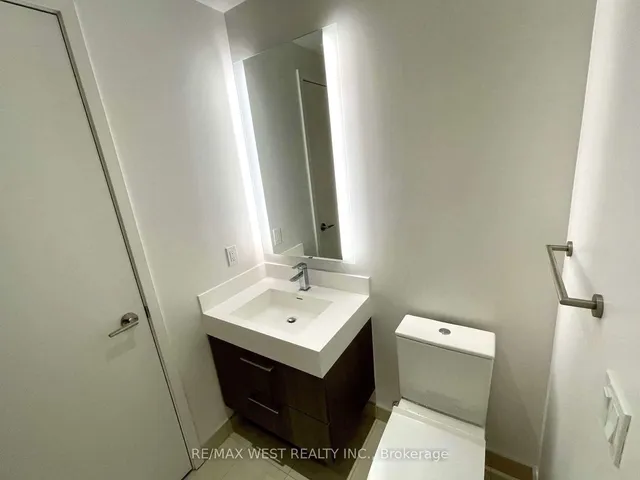 Additional image 8 of 1 Yorkville Ave Unit 2107