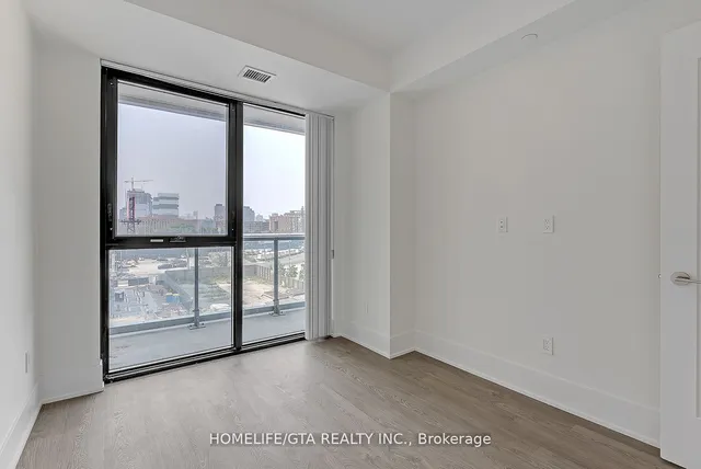 Additional image 15 of 118 Merchants' Wharf Unit 415