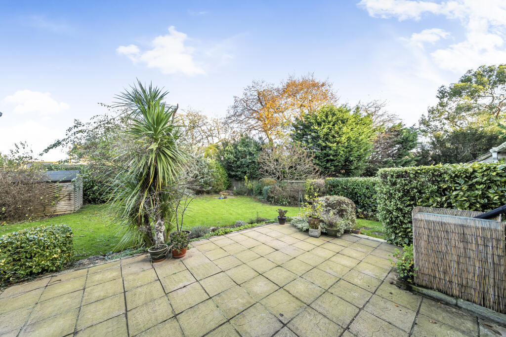 Additional image 13 of St. Nicholas Close - Popular Cul-de-Sac Location