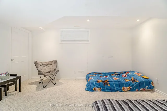 Additional image 36 of 78 PERIWINKLE St