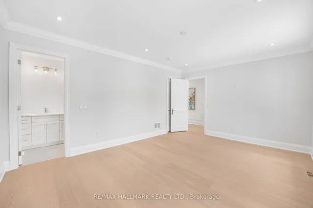 Additional image 31 of 42 Agar Cres