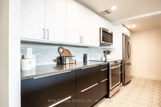 Additional image 8 of 22 Southport St Unit 737