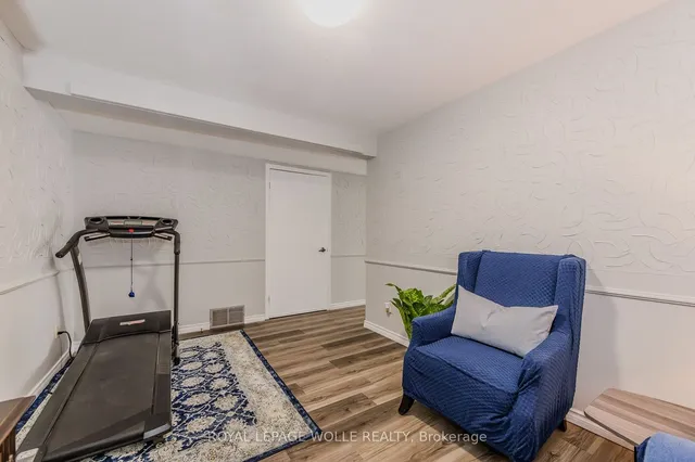 Additional image 9 of 92 CHARLES BEST Pl