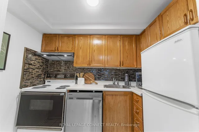 Additional image 9 of 55 Centre Ave Unit 1402