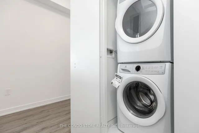 Additional image 20 of 50 Ordnance St Unit 602