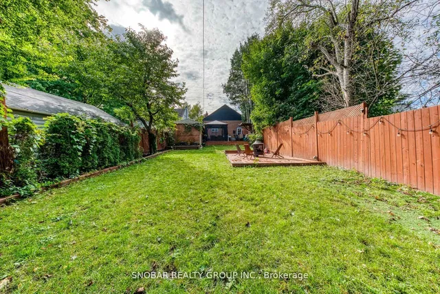 Additional image 33 of 32 Dixon Rd