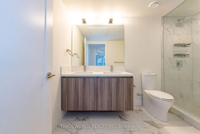 Additional image 17 of 151 Avenue Rd Unit 305