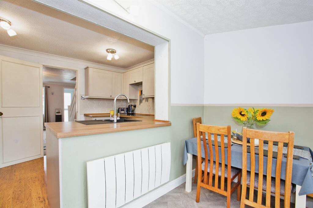 Additional image 9 of Gainsborough Way, Yeovil