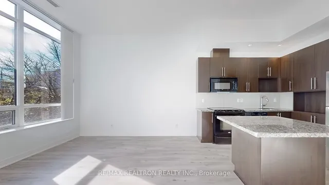 Additional image 15 of 28 Linden St Unit 203