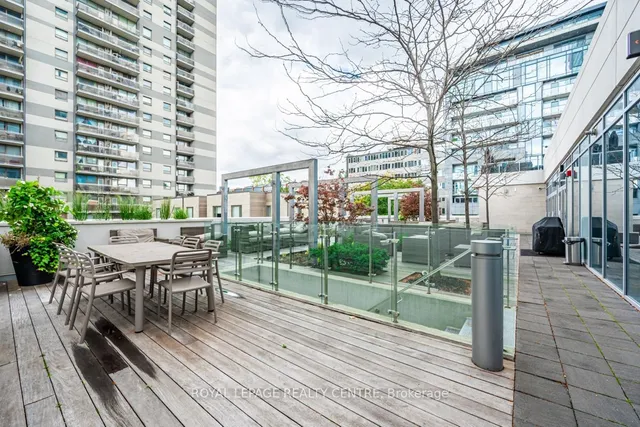 Additional image 31 of 170 Avenue Rd Unit 611