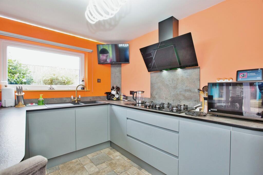 Additional image 6 of Belvedere Road, Yeovil