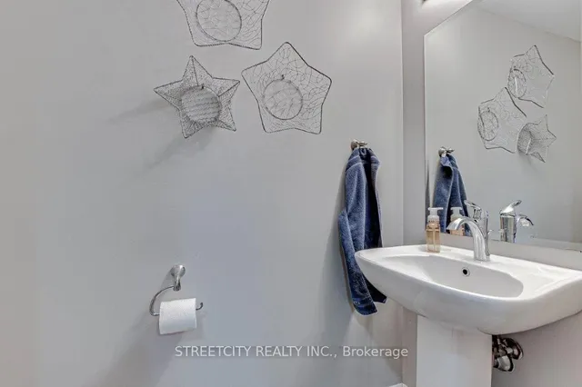 Additional image 11 of 701 Homer Watson Blvd Unit 6