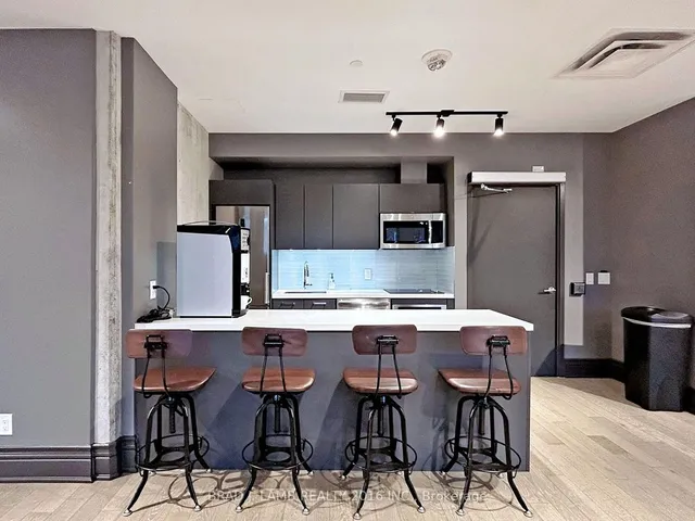 Additional image 31 of 608 Richmond St Unit 1209