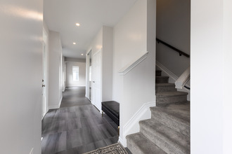 Additional image 4 of 172 Aubrais Crescent