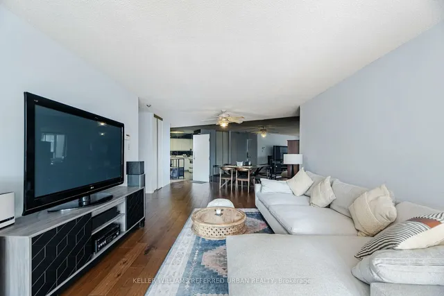 Additional image 17 of 250 Queens Quay Unit 703