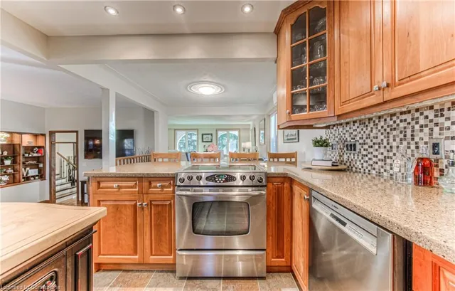 Additional image 15 of 67 Inwood Cres