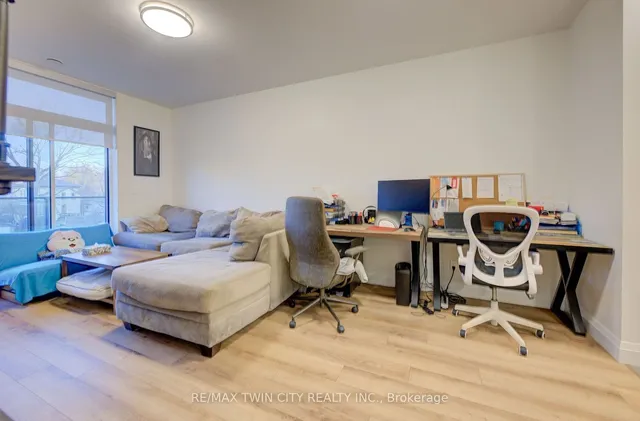 Additional image 9 of 399 Queen St Unit 314