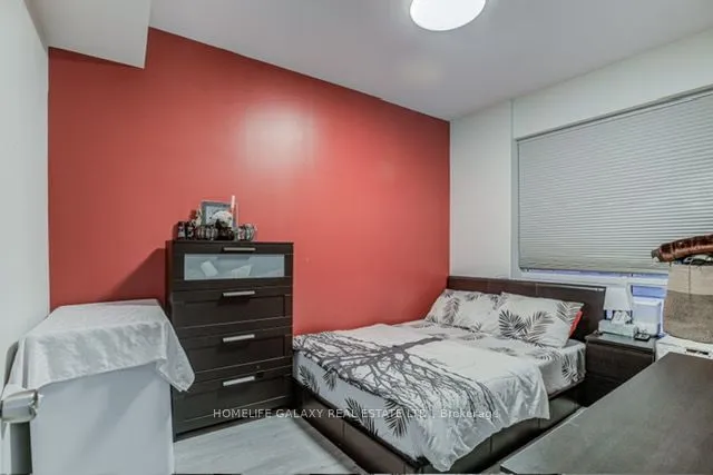 Additional image 19 of 760 The Queens Way Unit 212