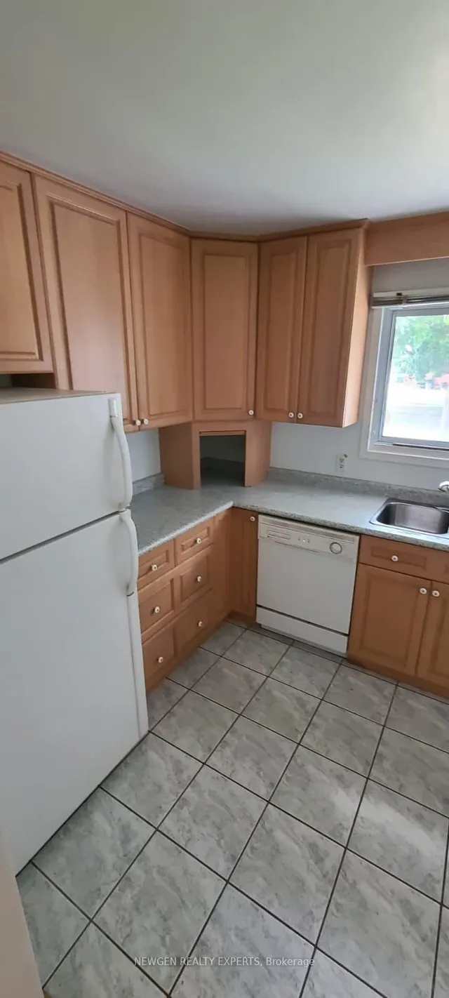 Additional image 8 of 155 Massey Ave