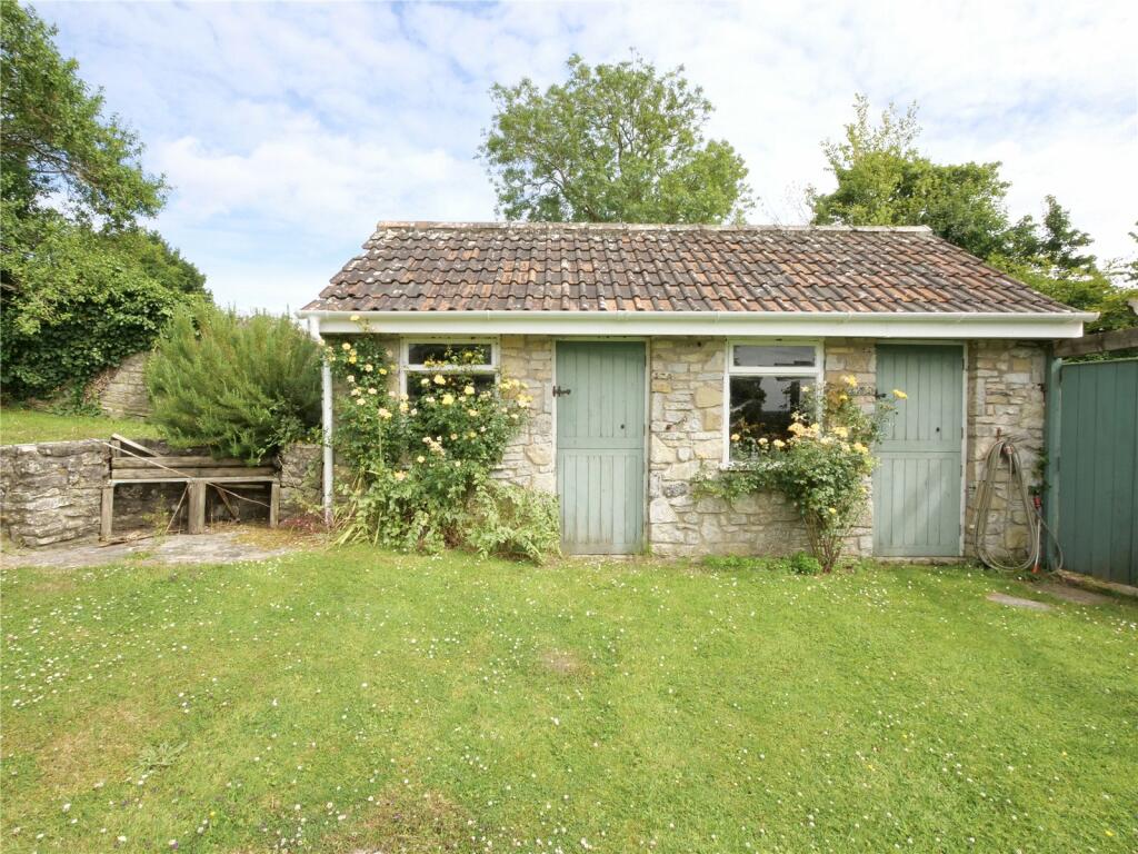 Additional image 21 of Excellent home with land in North Wootton