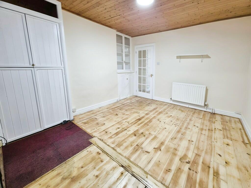 Additional image 4 of Woodland Grove, Yeovil