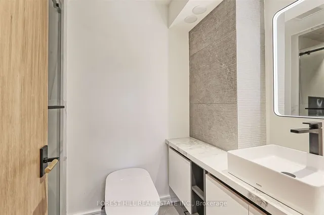 Additional image 28 of 127 Welland Ave