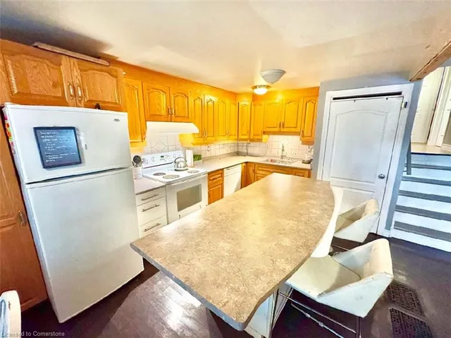 Additional image 7 of 196 Traynor Ave