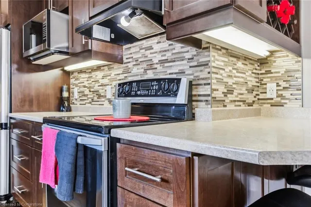 Additional image 25 of 67 Manor Dr