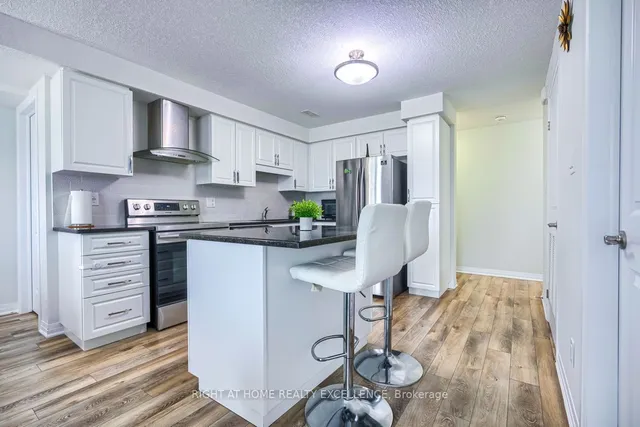Additional image 6 of 1989 Ottawa St Unit 18D