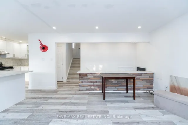 Additional image 10 of 219 Franklin St