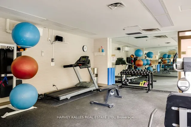 Additional image 37 of 55 Skymark Dr Unit 2903