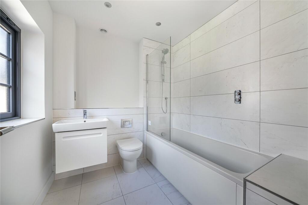 Additional image 4 of King Alfreds Drive, Wincanton, Somerset, BA9