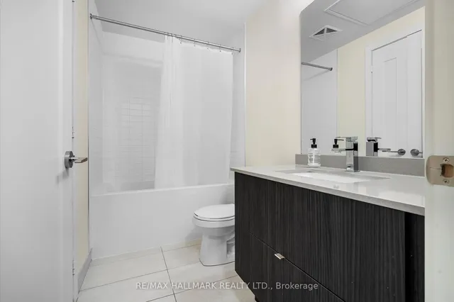 Additional image 19 of 330 Richmond St Unit 2207