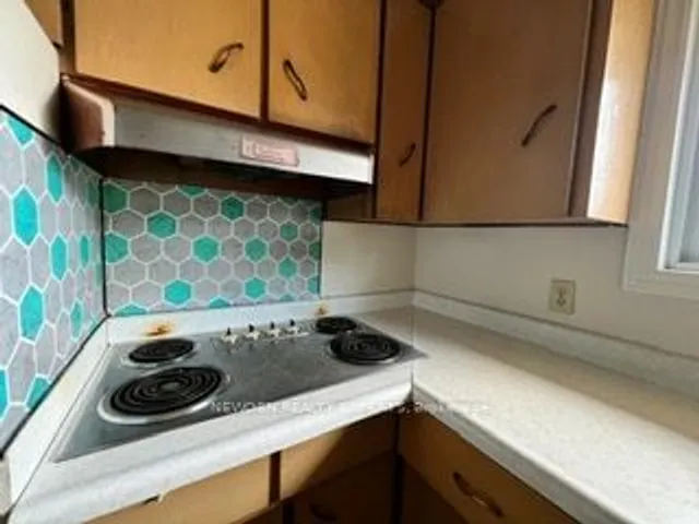 Additional image 32 of 155 Massey Ave