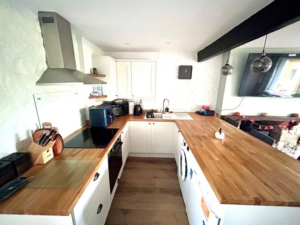 Additional image 7 of Newton Road, Stoford, BA22