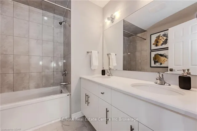 Additional image 35 of 27 SPACHMAN St