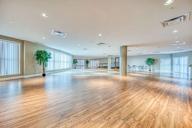 Additional image 29 of 2150 Lawrence Ave Unit 205