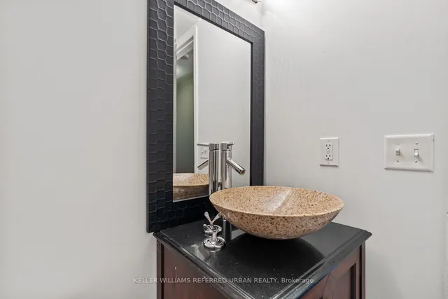 Additional image 28 of 760 Lawrence Ave Unit 225