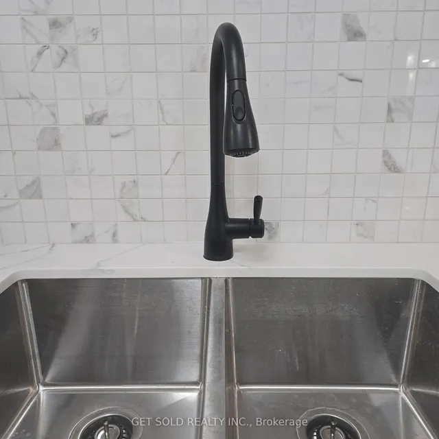 Additional image 2 of 511 The West Mall Unit 204