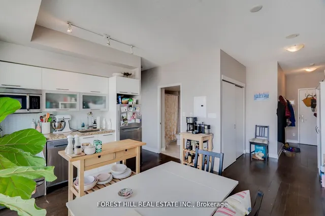 Additional image 11 of 126 Simcoe St Unit 2607