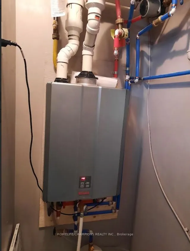 Additional image 9 of 27 VALHALLA INN Rd Unit 59